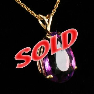 VINTAGE ESTATE PEAR NATURAL 10.30ct AMETHYST SOLID 14K YELLOW GOLD DROP PENDANT